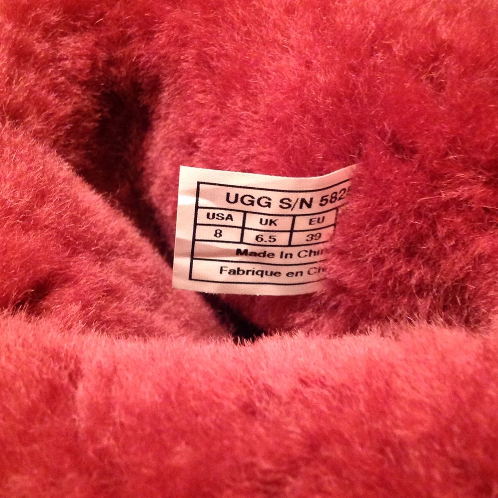 Authentic UGG Boots! Garnet Color - Picture 4 of 9